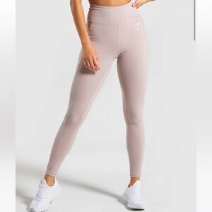 Gymshark Dreamy Leggings Taupe Women’s Size M